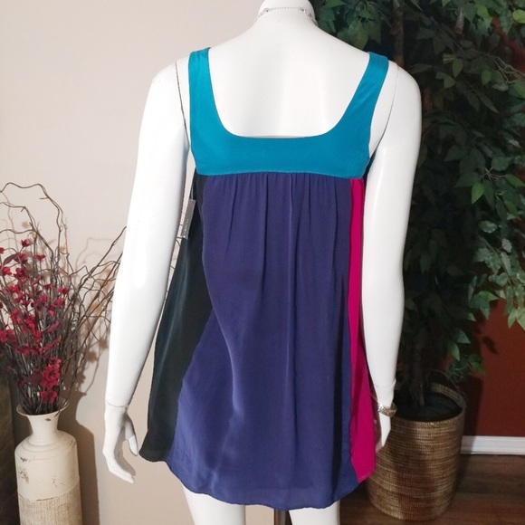 Hurley Color Block Silk Dress with Side Pockets! - Picture 3 of 7